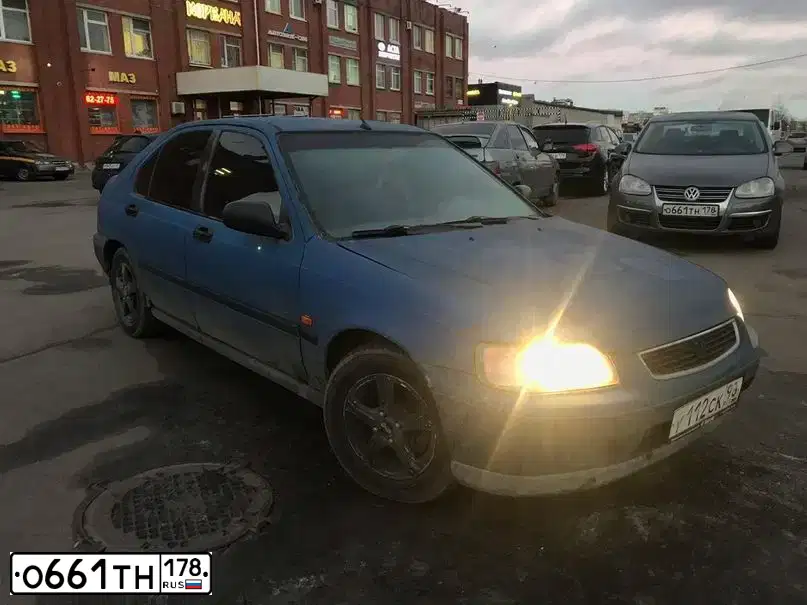 Фото автомобиля VOLKSWAGEN JETTA, 2010 — госномер К400ХВ198. Цвет: ТЕМНО-СЕРЫЙ