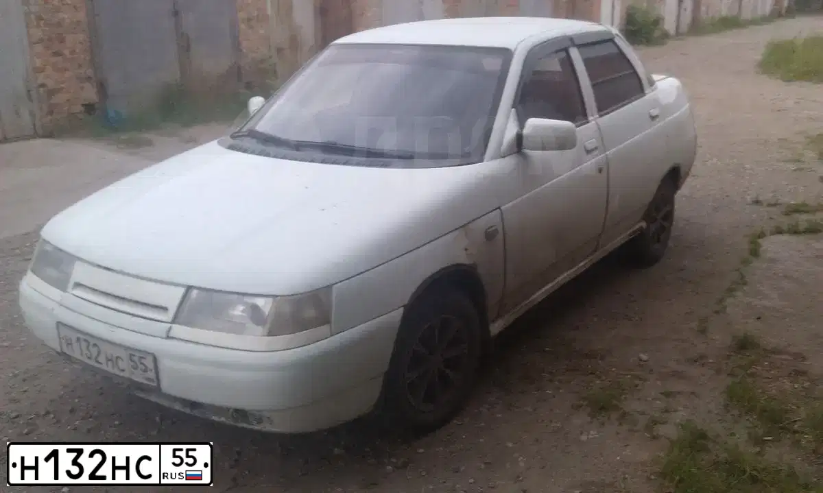 Фото автомобиля LADA 2110, 2000 — госномер У916МВ55. Цвет: Белый