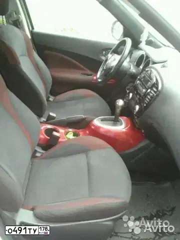 Фото автомобиля NISSAN JUKE, 2013 — госномер К184ТЕ124. Цвет: Белый