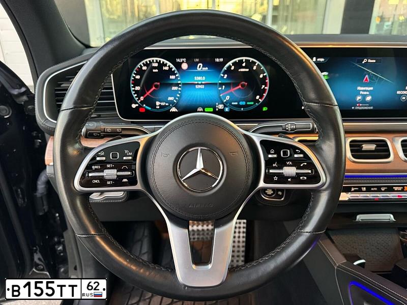 Фото автомобиля MERCEDES-BENZ GLS450, 2021 — госномер Р974АЕ250. Цвет: ЧЕРНЫЙ