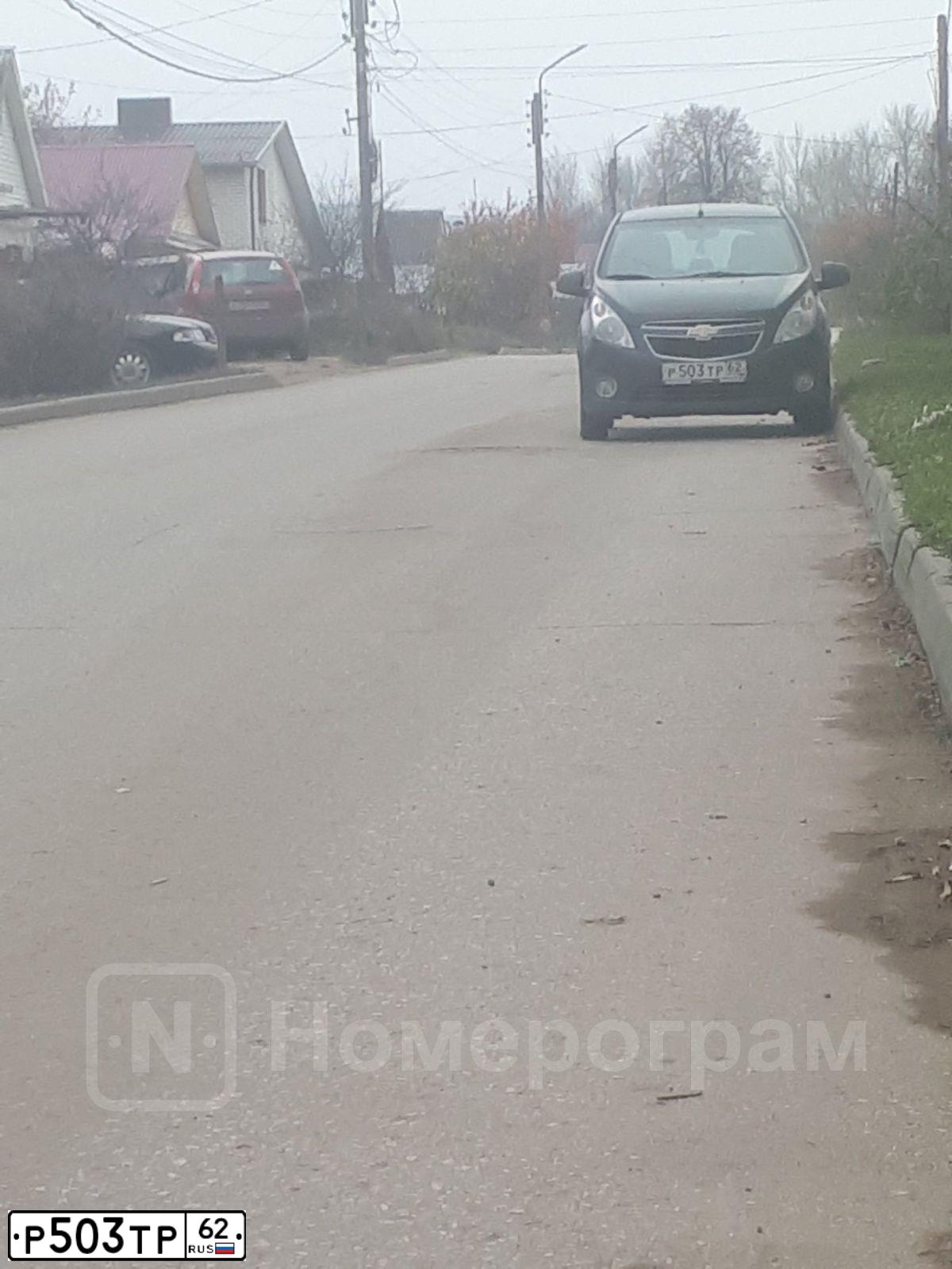 Фото автомобиля CHEVROLET SPARK, 2012 — госномер Р503ТР62. Цвет: ЧЕРНЫЙ
