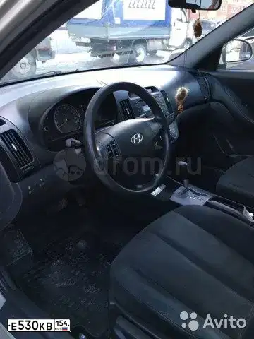Фото автомобиля HYUNDAI ELANTRA, 2007 — госномер К876ВК122. Цвет: ЖЕЛТО-ПЕСОЧНЫЙ