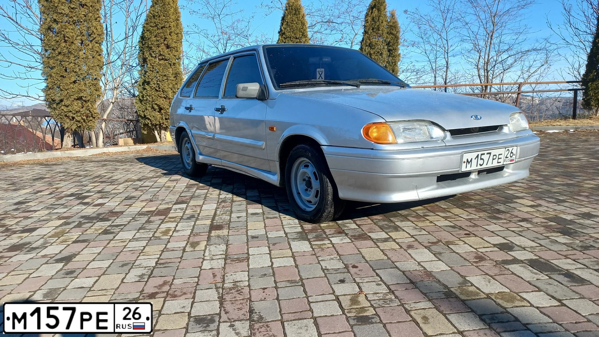 Фото автомобиля LADA 2114, 2009 — госномер В722ХУ09. Цвет: СВЕТЛО-СЕРЕБРИСТЫЙ  МЕТАЛЛИК