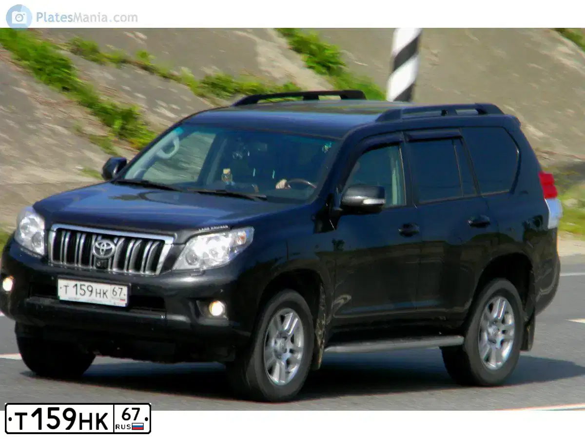 Фото автомобиля TOYOTA LANDCRUISER, 2013 — госномер Т159НК67. Цвет: ЧЕРНЫЙ