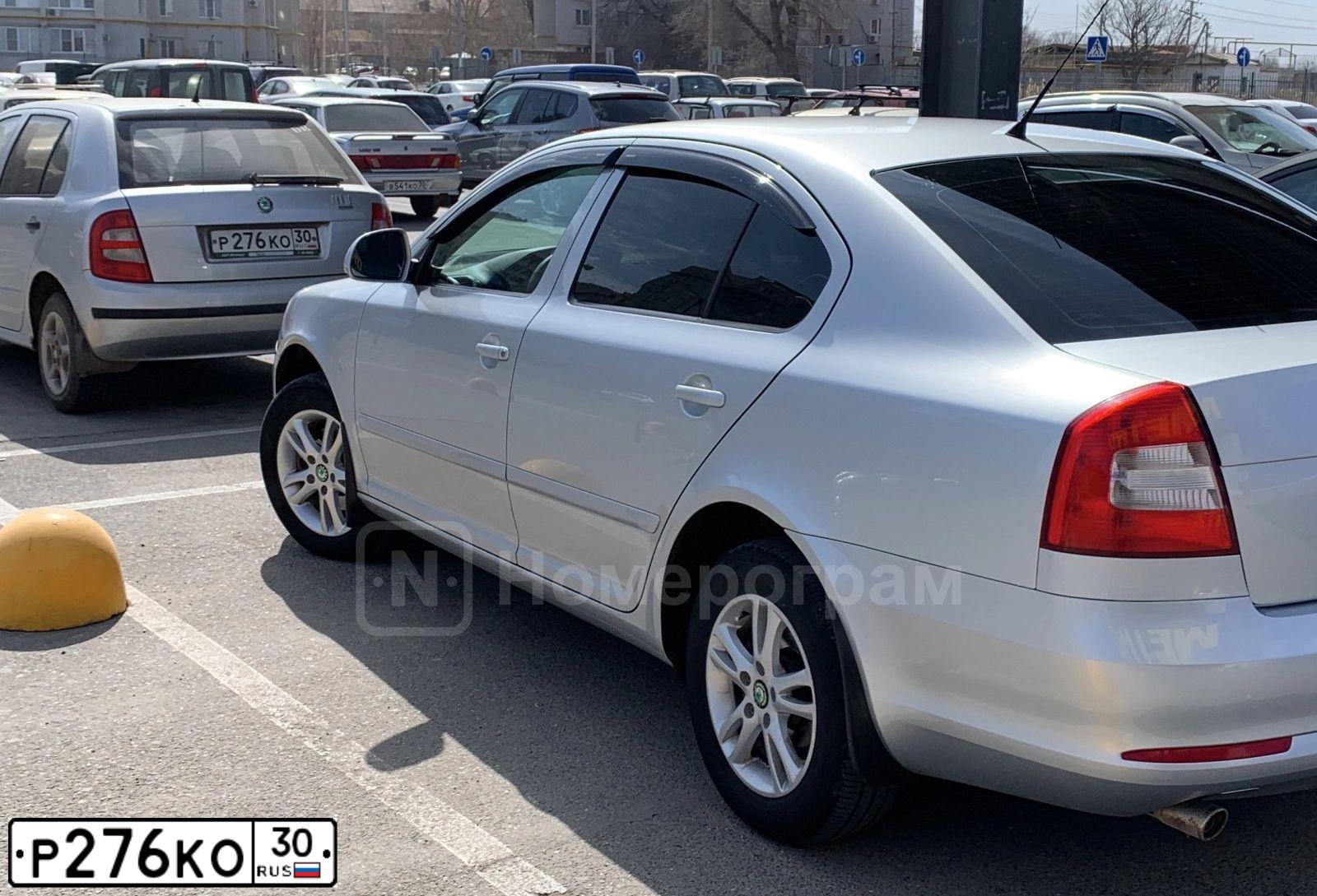 Фото автомобиля SKODA FABIA, 2001 — госномер Р100ВТ30. Цвет: СЕРЕБРИСТЫЙ