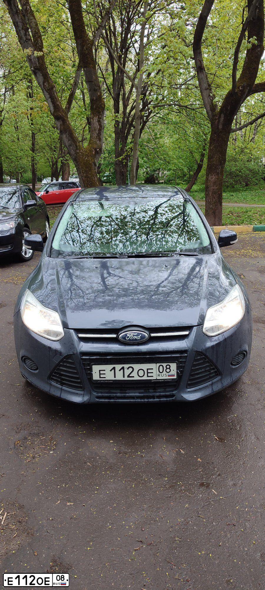 Фото автомобиля FORD FOCUS, 2012 — госномер Р409НХ40. Цвет: ТЕМНО-СЕРЫЙ
