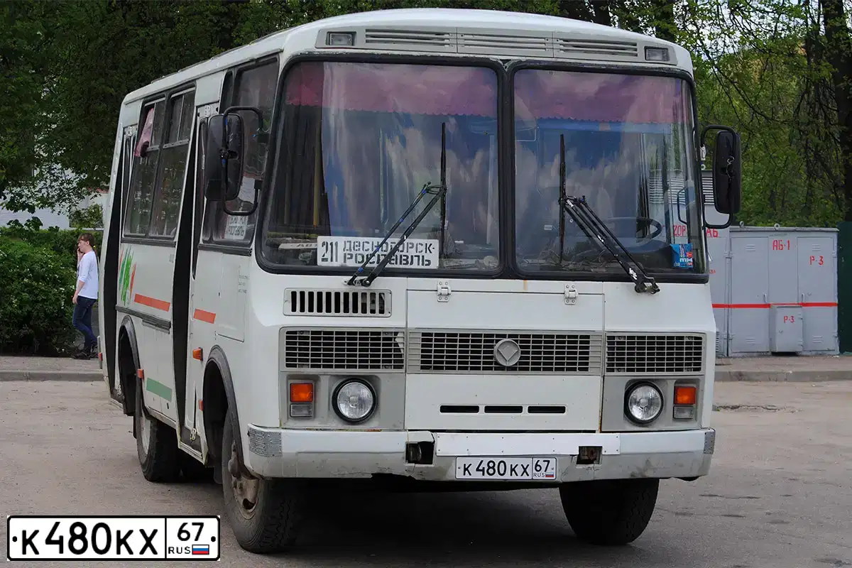 Фото автомобиля PAZ 3205, 2009 — госномер К480КХ67. Цвет: БЕЛЫЙ