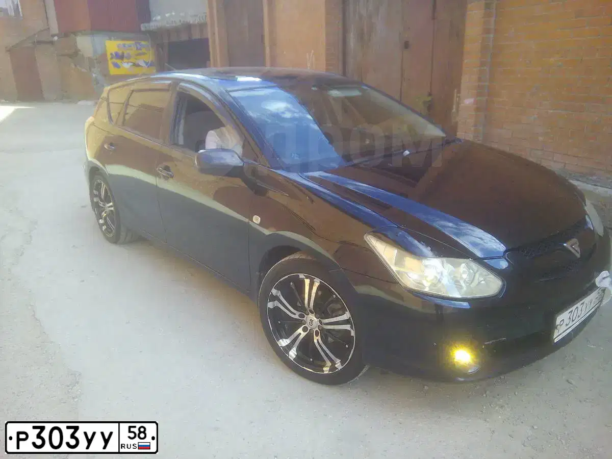 Фото автомобиля VOLKSWAGEN LUPO, 2001 — госномер Т011МВ58. Цвет: синий