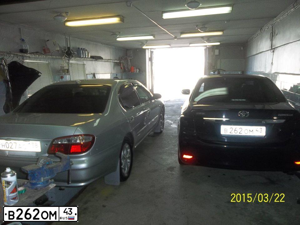 Фото автомобиля TOYOTA COROLLA, 2012 — госномер Е532ТК196. Цвет: ЧЕРНЫЙ