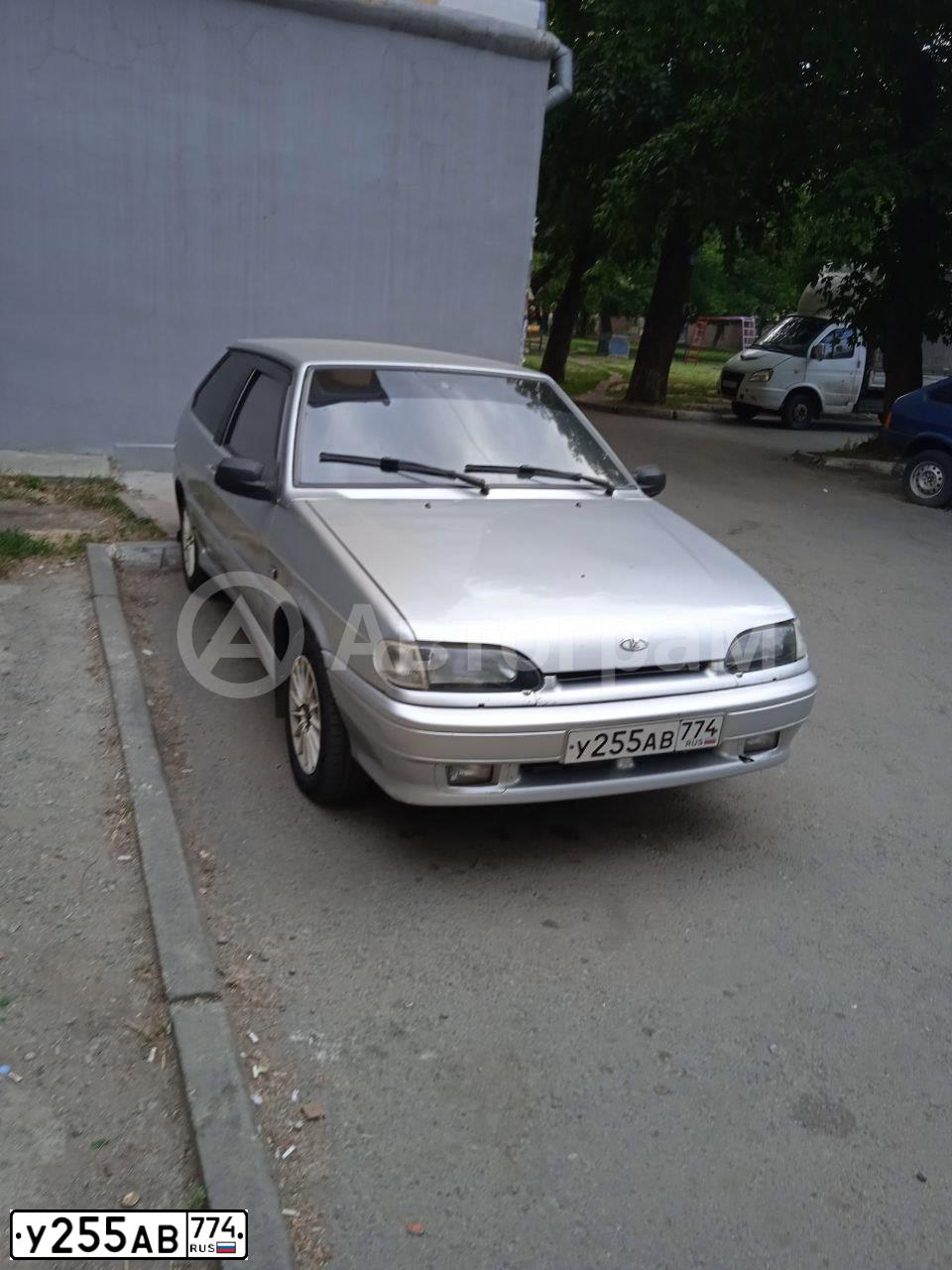 Фото автомобиля LADA 2113 SAMARA, 2007 — госномер У255АВ774. Цвет: СВЕТЛО-СЕРЕБРИСТЫЙ МЕТАЛЛ