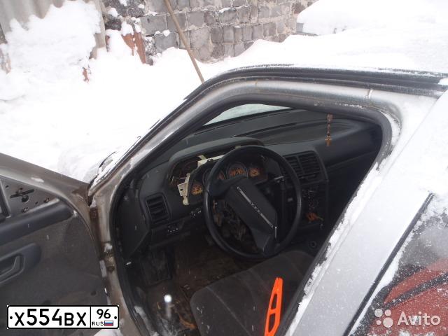 Фото автомобиля LADA 2112, 2001. Цвет: СВЕТЛО-СЕРЫЙ