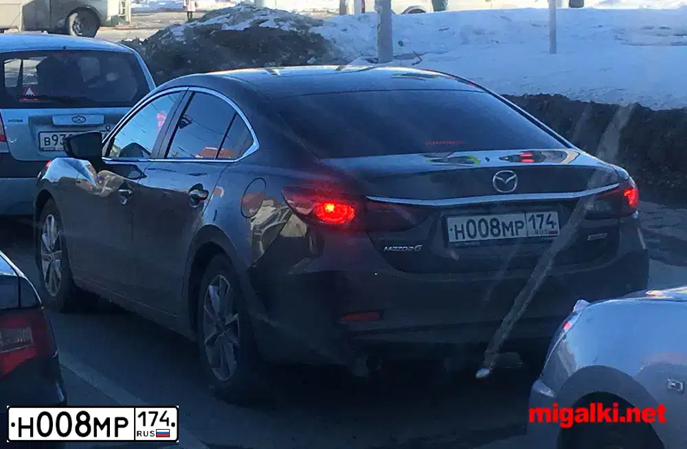 Фото автомобиля LADA 2172 PRIORA, 1910 — госномер Н008МР174. Цвет: СРЕДНИЙ СЕРО-ЗЕЛЕНЫЙ МЕТАЛЛ