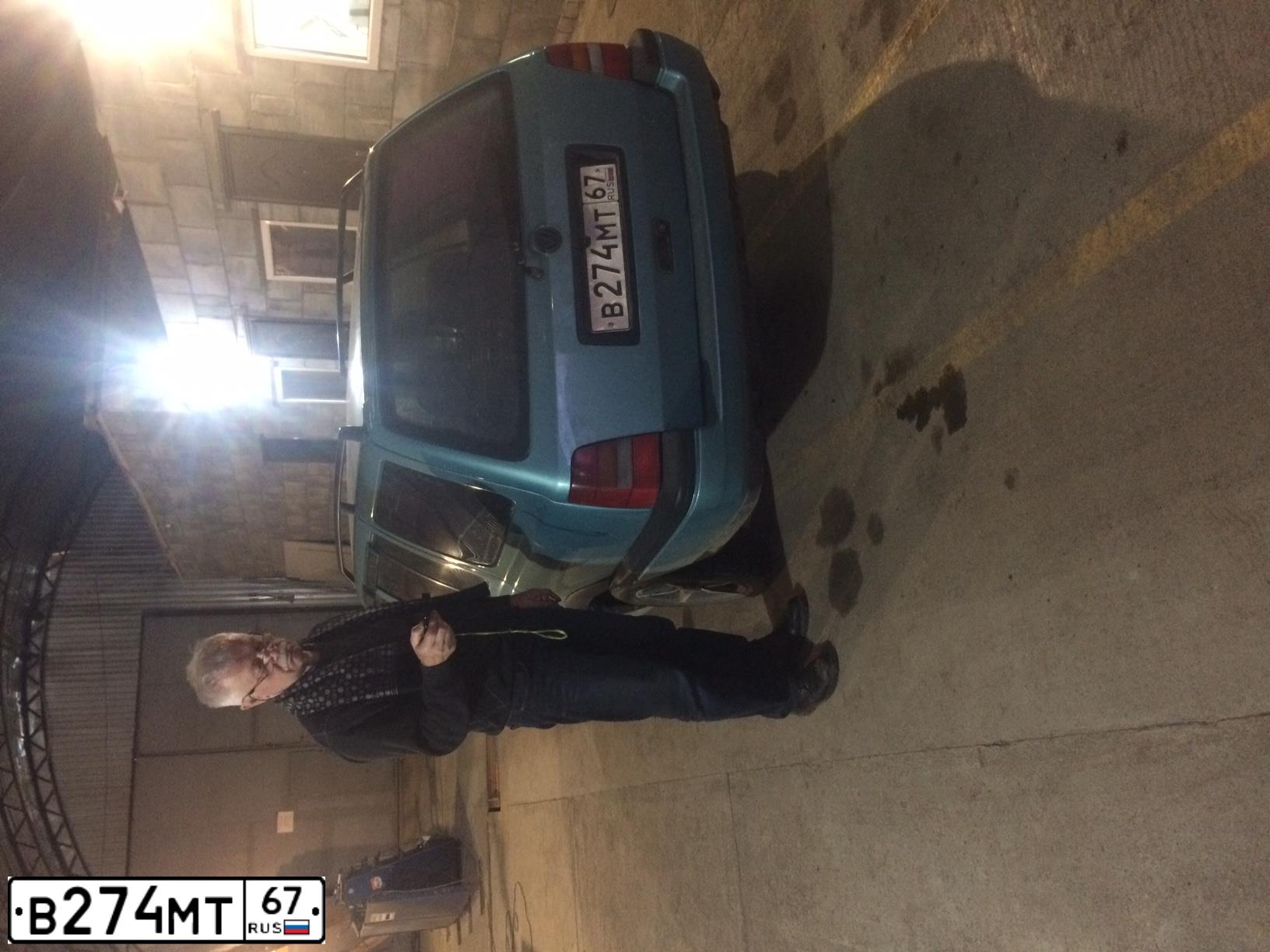 Фото автомобиля VOLKSWAGEN GOLF, 1995 — госномер А585КВ36. Цвет: СВЕТЛО-ЗЕЛЕНЫЙ