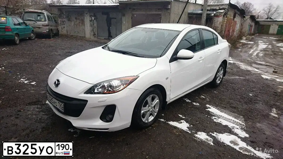 Фото автомобиля MAZDA 3, 2012 — госномер Р362ТО40. Цвет: Белый