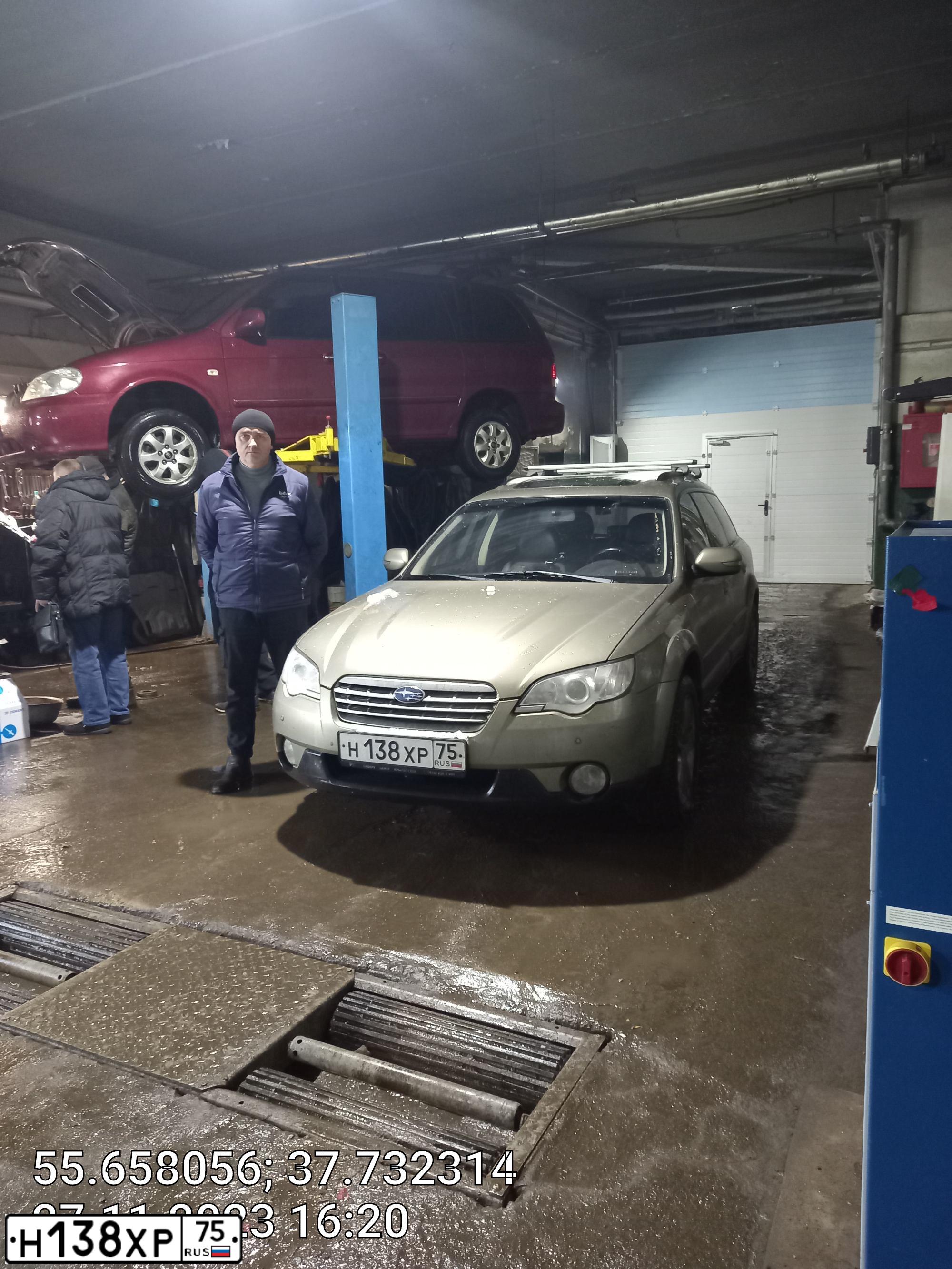 Фото автомобиля LEXUS RX, 2008 — госномер А515ХХ150. Цвет: СЕРЫЙ ТЕМНЫЙ