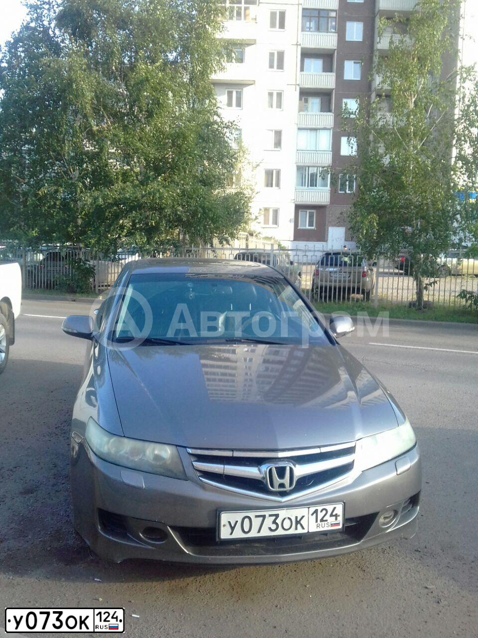Фото автомобиля HONDA ACCORD, 2008 — госномер У073ОК124. Цвет: ТЕМНО-СЕРЫЙ