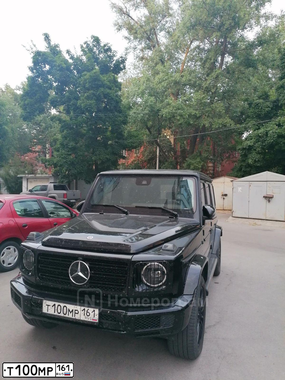 Фото автомобиля TOYOTA LANDCRUISER 200, 2017 — госномер В200ВВ61. Цвет: Белый