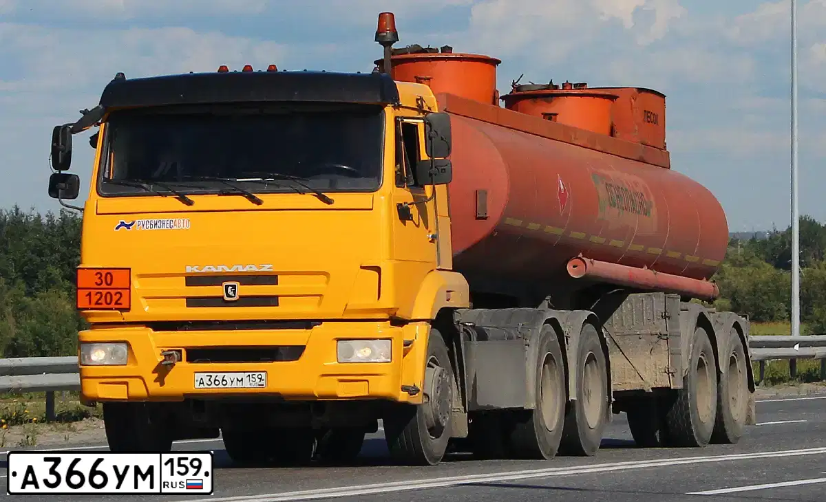 Фото автомобиля KAMAZ 6511, 2011 — госномер С406НС716