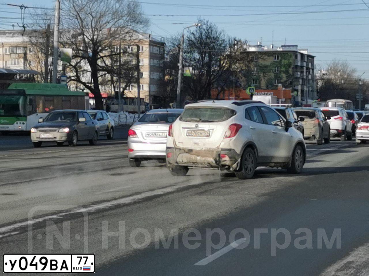 Фото автомобиля RENAULT LOGAN, 2014 — госномер К699ВА134. Цвет: синий