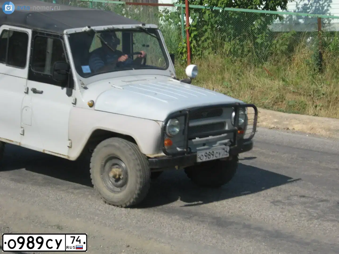 Фото автомобиля UAZ 3151 / HUNTER, 1996 — госномер О989СУ74. Цвет: СЕРЫЙ