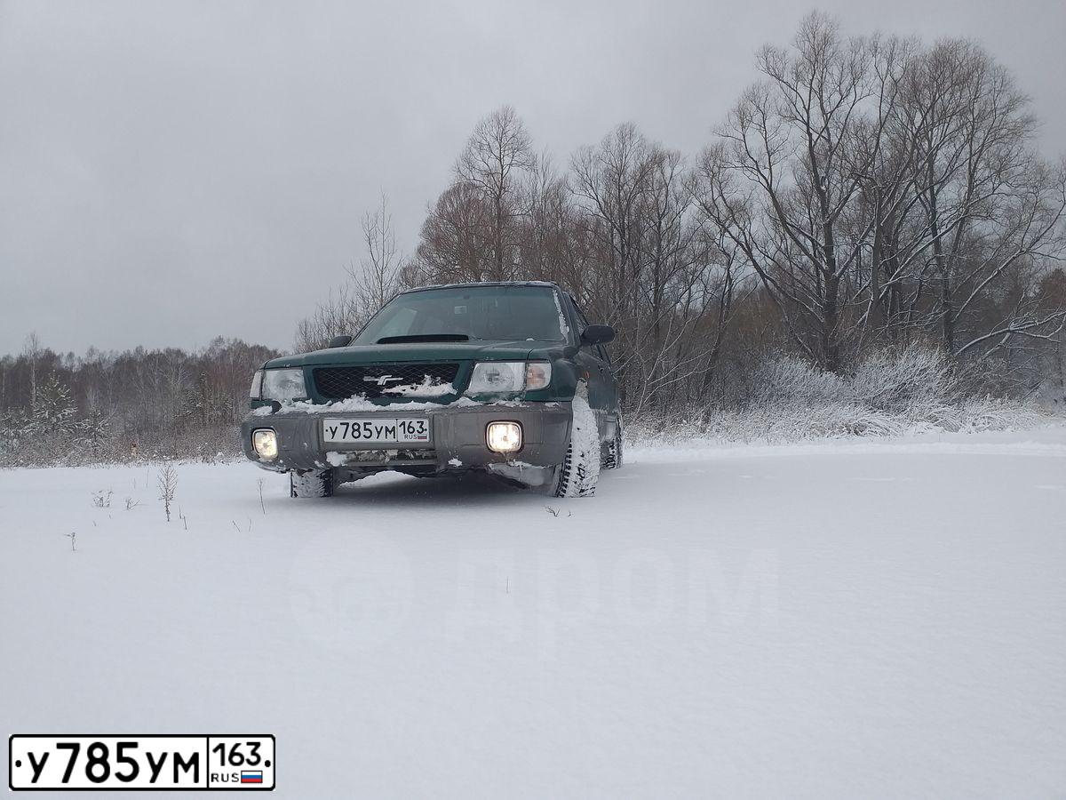 Фото автомобиля SUBARU FORESTER, 1999 — госномер К620ОУ124. Цвет: ЗЕЛЕНЫЙ