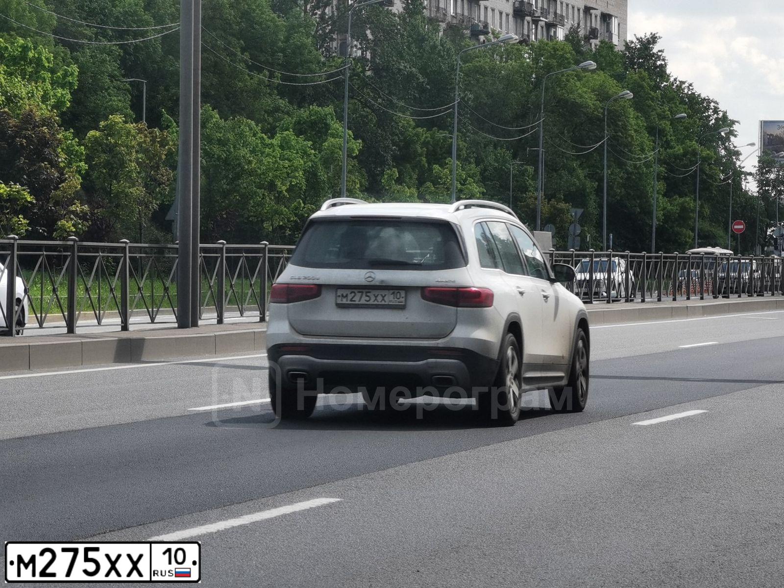 Фото автомобиля MERCEDES GLB-KLASSE, 2020 — госномер Н580МХ76. Цвет: Белый