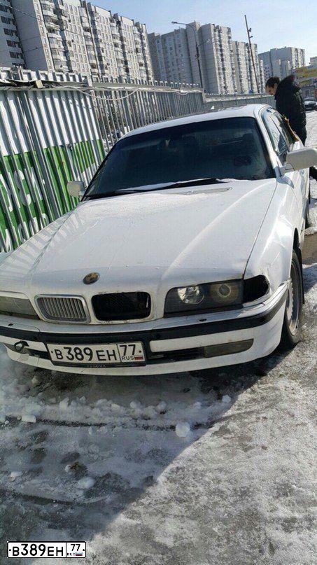 Фото автомобиля VOLKSWAGEN PASSAT, 1994 — госномер С646СХ97. Цвет: ЧЕРНЫЙ