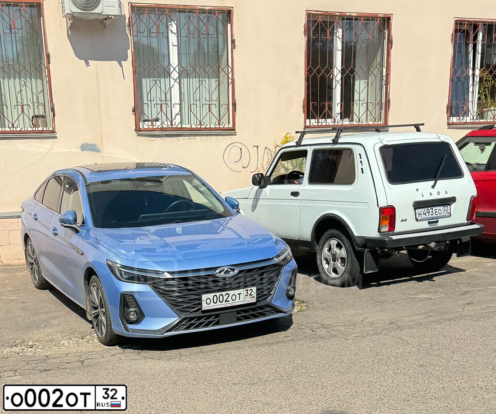 Фото автомобиля HYUNDAI GETZ, 2007 — госномер О002ОТ32. Цвет: СЕРЕБРИСТЫЙ