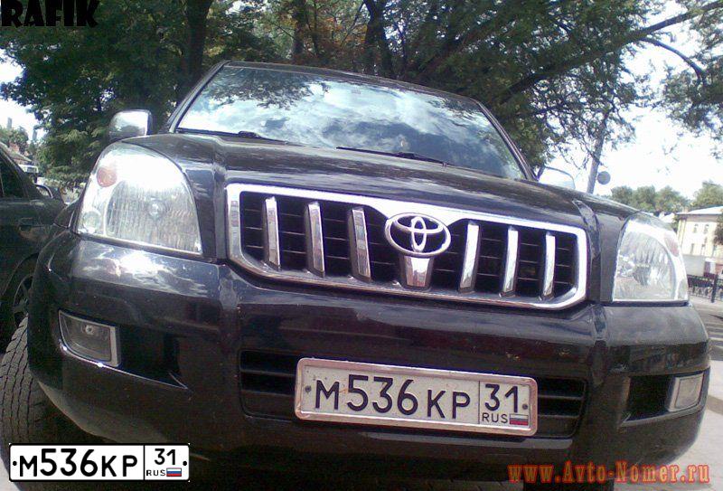 Фото автомобиля TOYOTA LANDCRUISER, 2007 — госномер О252АР31. Цвет: ЧЕРНЫЙ