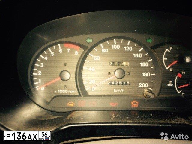 Фото автомобиля TAGAZ ACCENT, 2004 — госномер Р136АХ56. Цвет: СЕРЫЙ