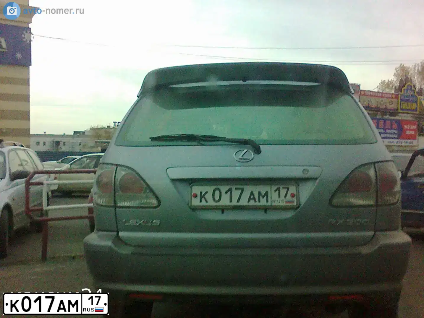 Фото автомобиля TOYOTA LANDCRUISER, 2007 — госномер К017АМ17. Цвет: ЧЕРНЫЙ