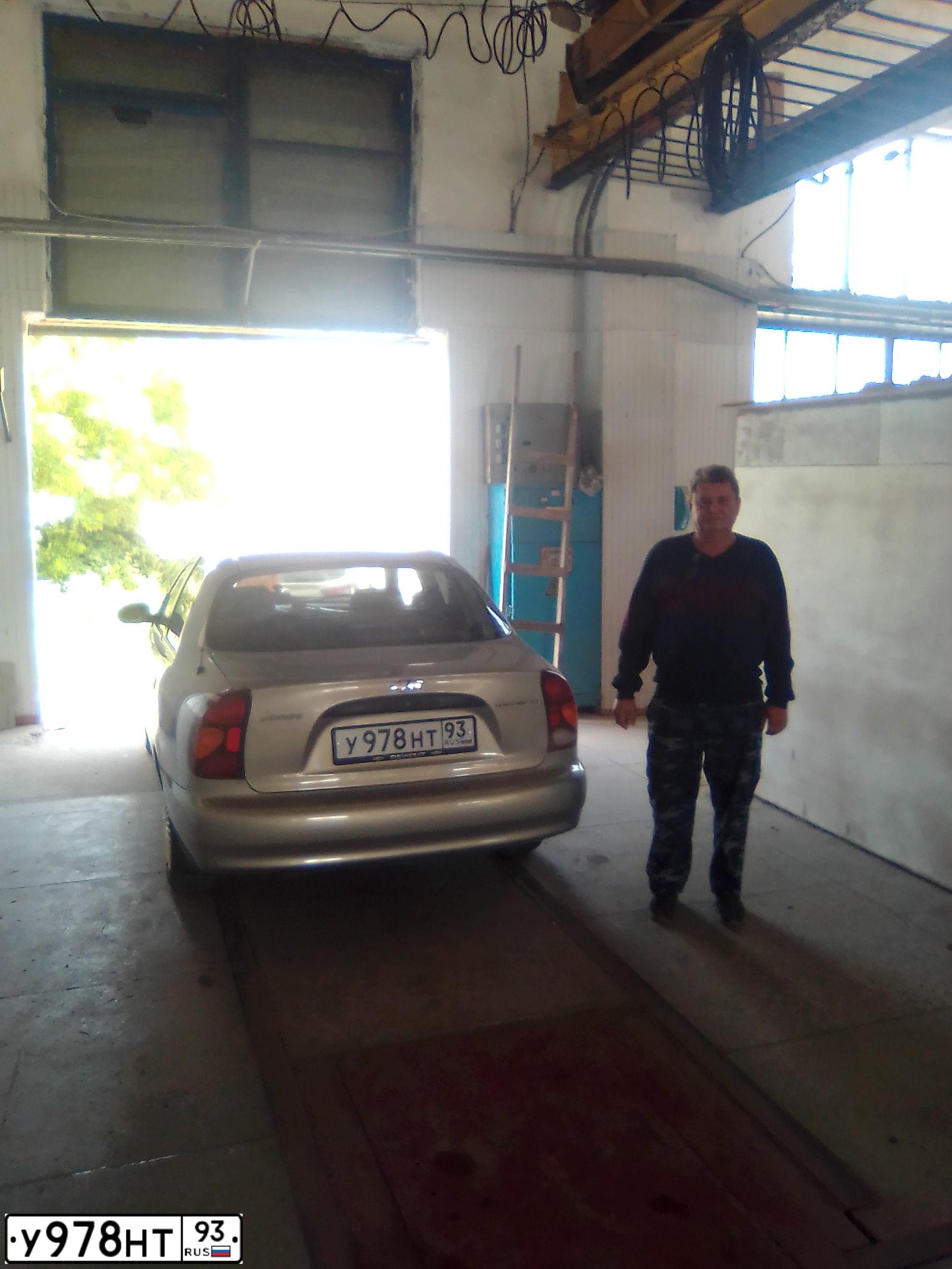 Фото автомобиля ZAZ LANOS, 2007 — госномер У978НТ93. Цвет: СЕРЕБРИСТЫЙ