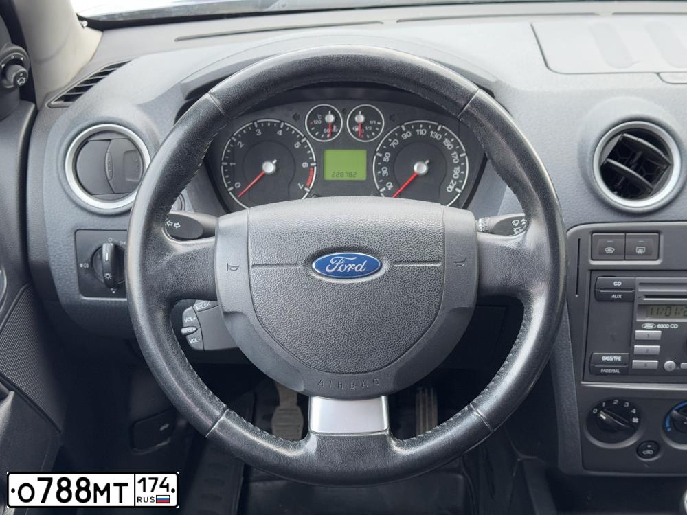 Фото автомобиля FORD FUSION, 2007 — госномер О788МТ174. Цвет: СИРЕНЕВЫЙ