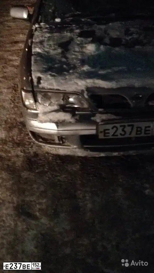Фото автомобиля NISSAN PRIMERA, 1999 — госномер Е237ВЕ152. Цвет: СВЕТЛО-СЕРЫЙ