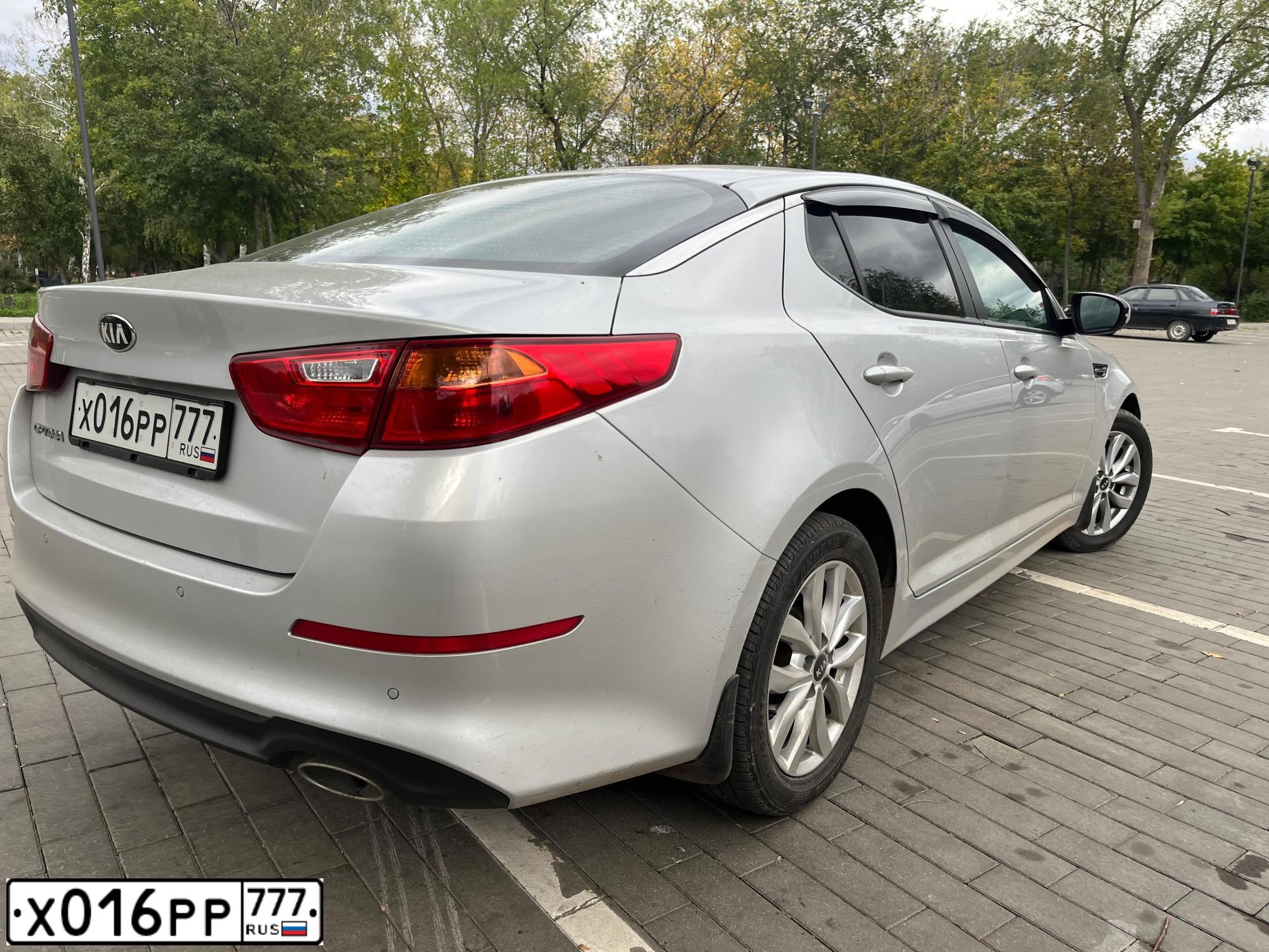 Фото автомобиля KIA MAGENTIS / OPTIMA, 2015 — госномер Х016РР777. Цвет: СЕРЕБРИСТЫЙ