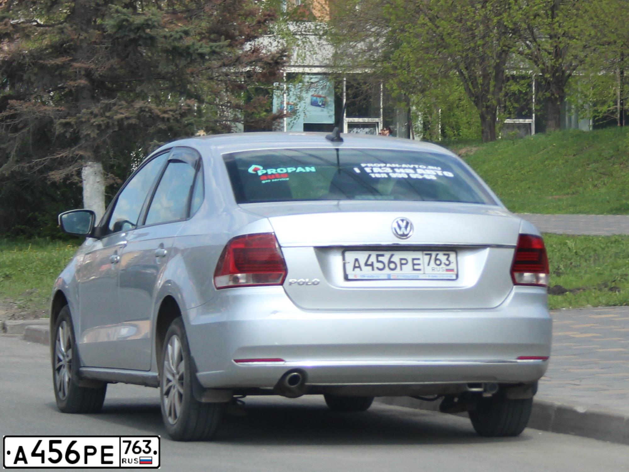 Фото автомобиля VOLKSWAGEN POLO, 2018 — госномер К887ТА763. Цвет: Серебристый