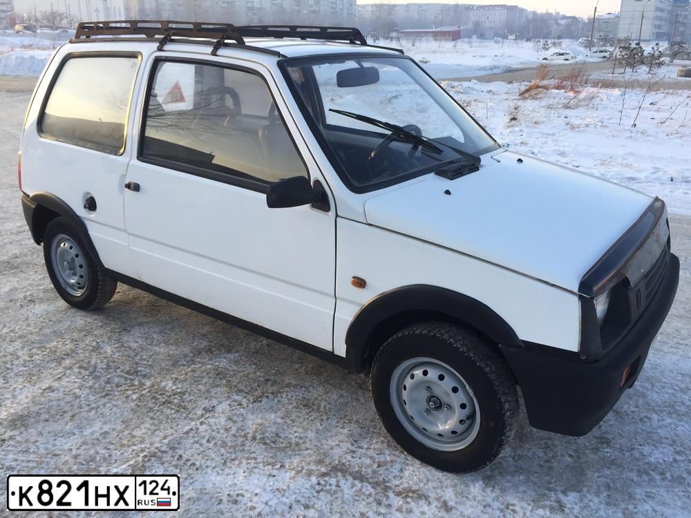 Фото автомобиля SEAZ OKA, 2000 — госномер Х001РН24. Цвет: Белый