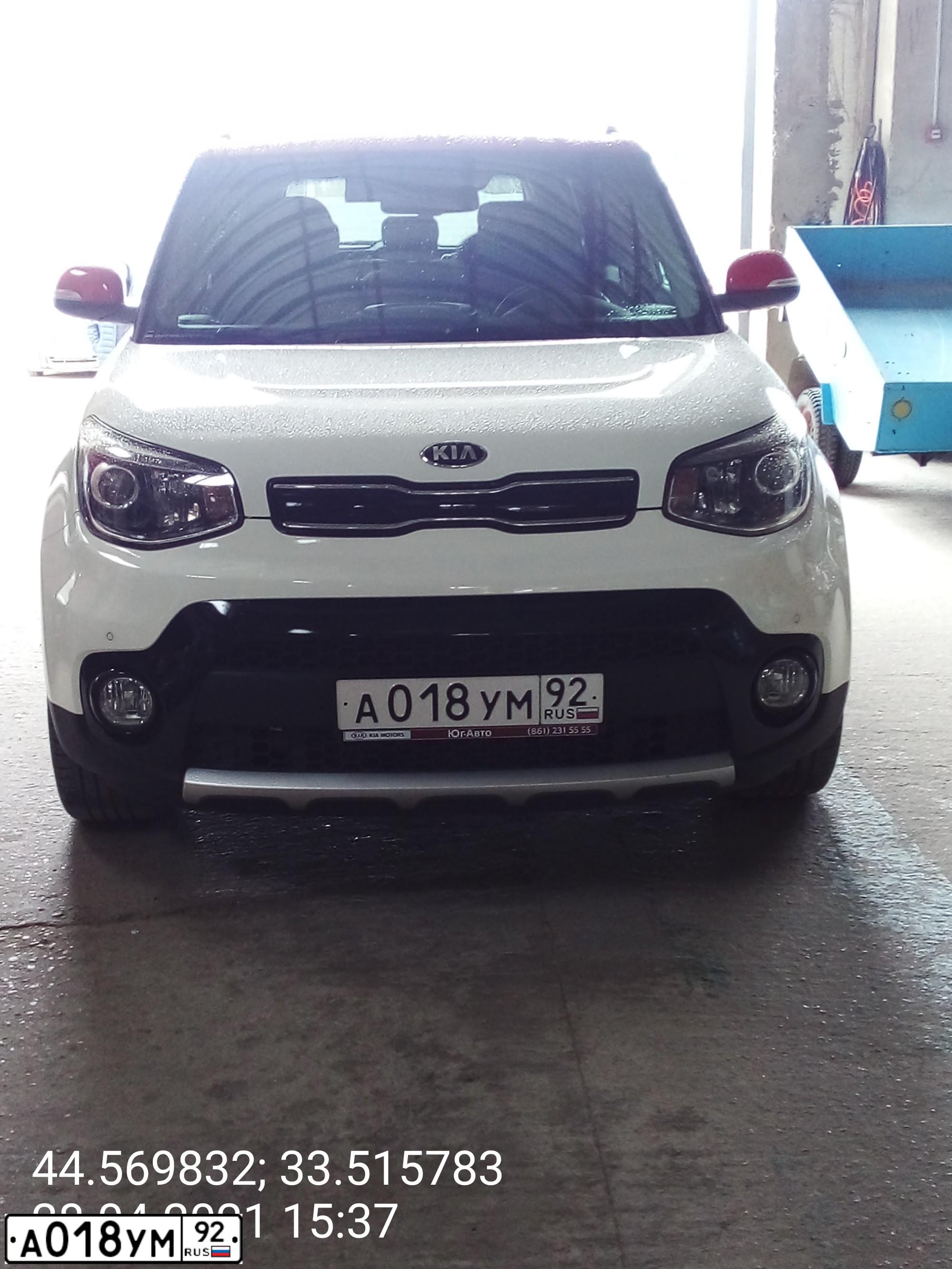 Фото автомобиля KIA SOUL, 2017 — госномер Р828ОК93. Цвет: Белый