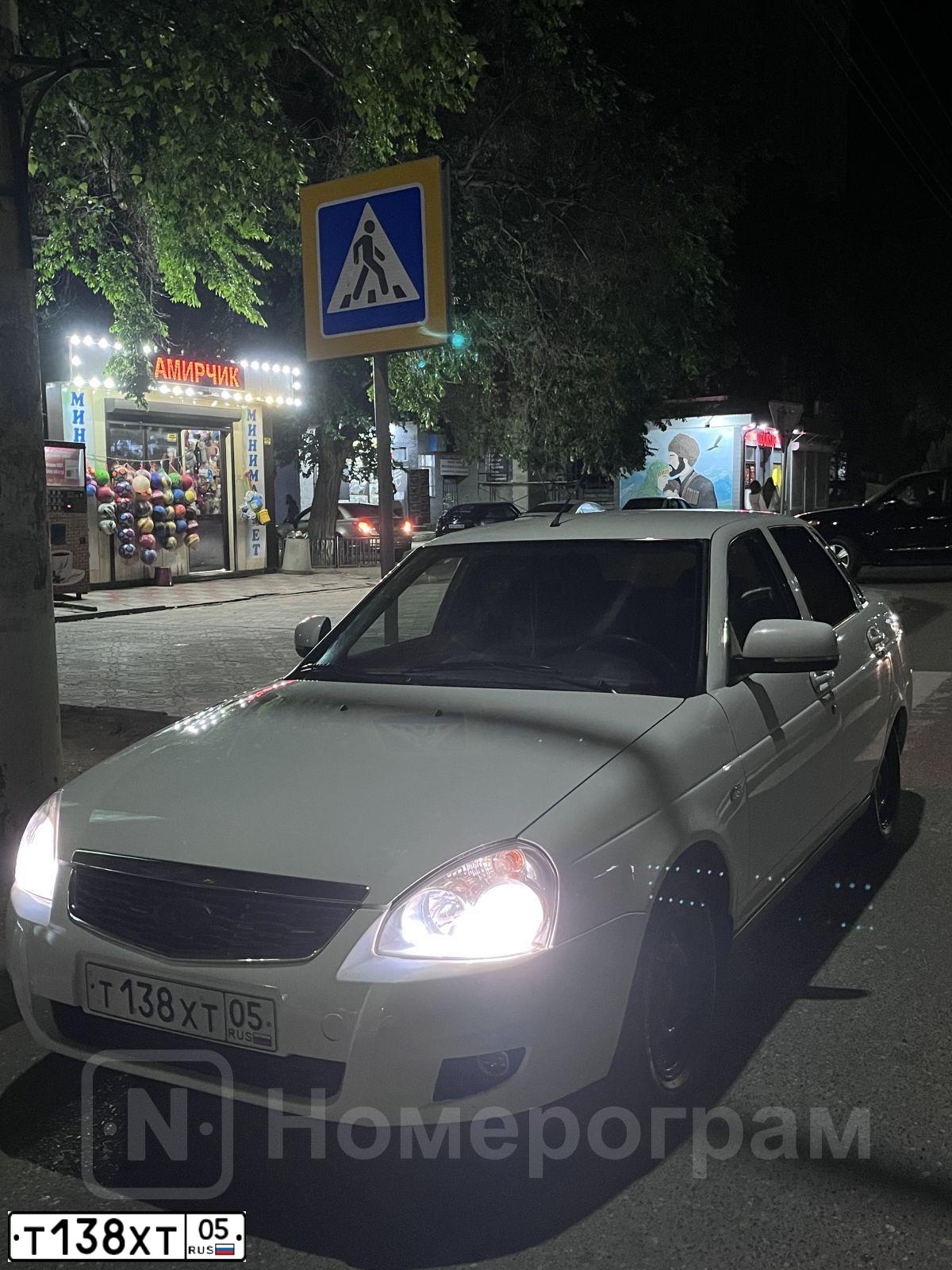 Фото автомобиля LADA 2170 PRIORA, 2015 — госномер Т138ХТ05. Цвет: Белый