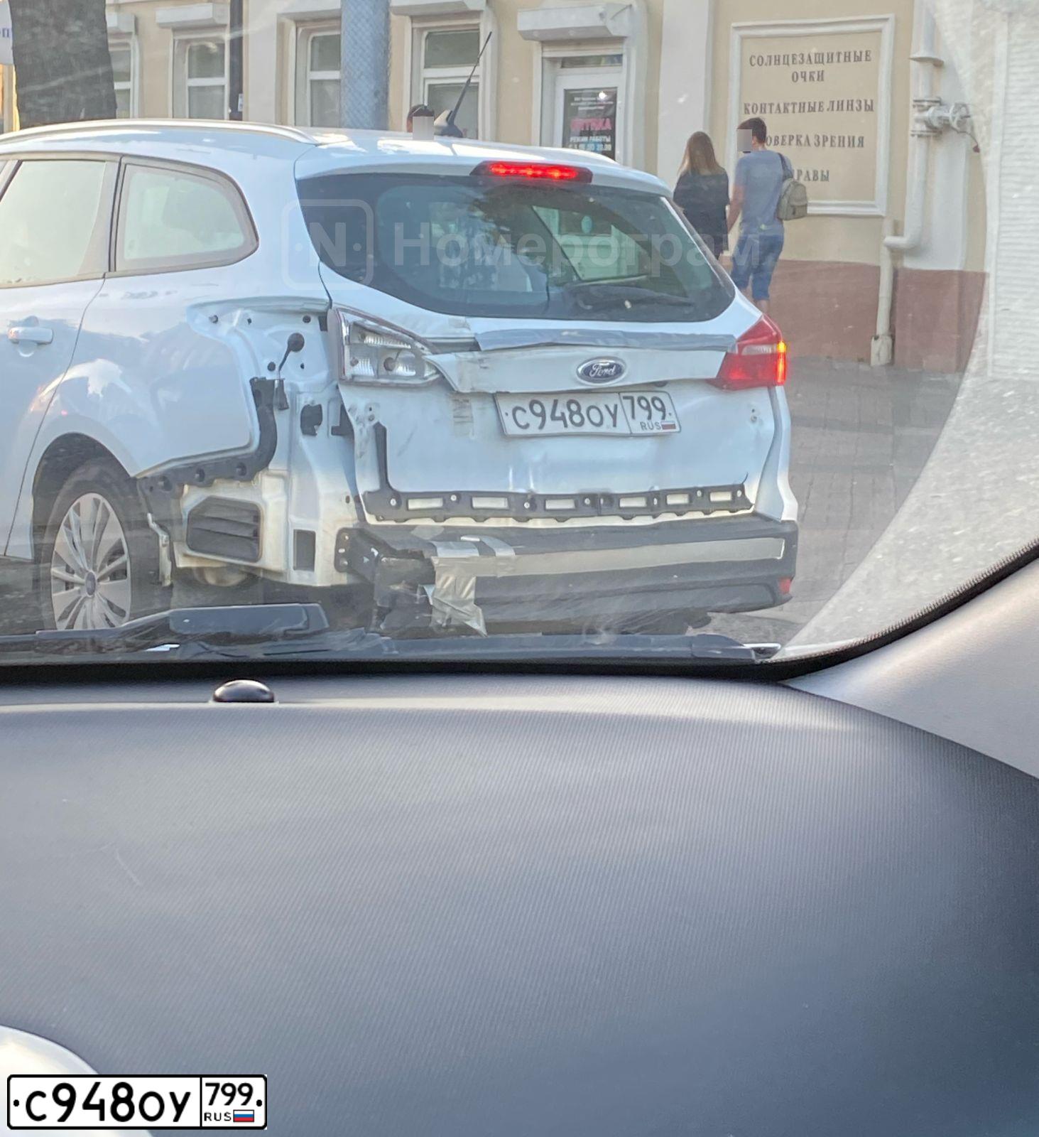 Фото автомобиля FORD D FOCUS, 2019 — госномер С948ОУ799. Цвет: Белый