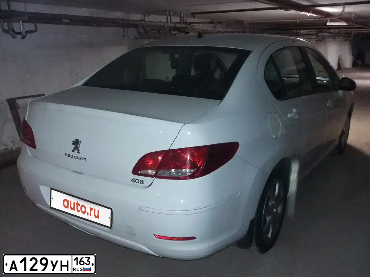Фото автомобиля LADA 2110 LADA, 2006 — госномер К155ЕТ134. Цвет: СВЕТЛО-СЕРЕБРИСТЫЙ МЕТАЛЛ