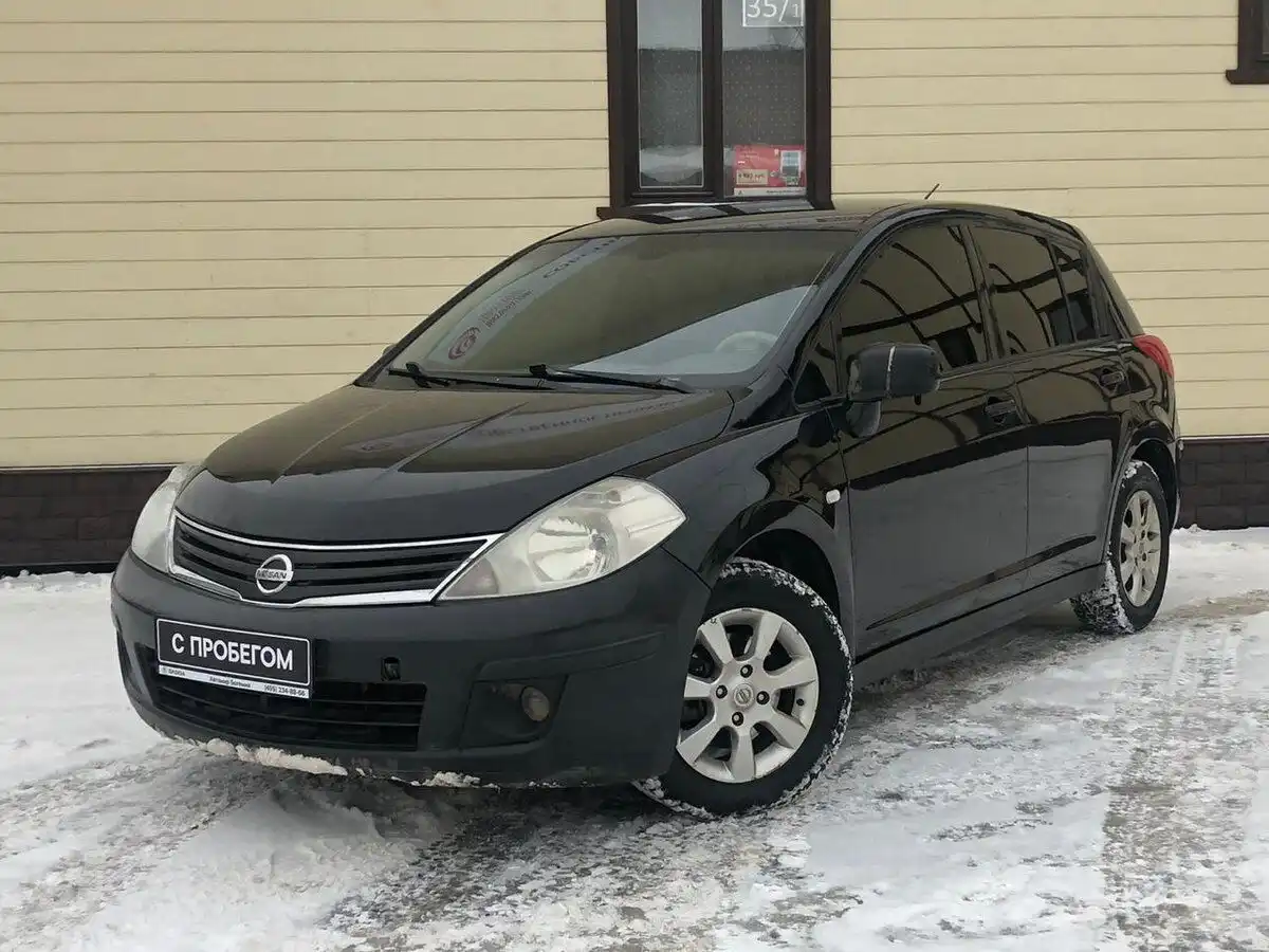 Фото автомобиля NISSAN TIIDA, 2008 — госномер В111ВВ150. Цвет: ЧЕРНЫЙ