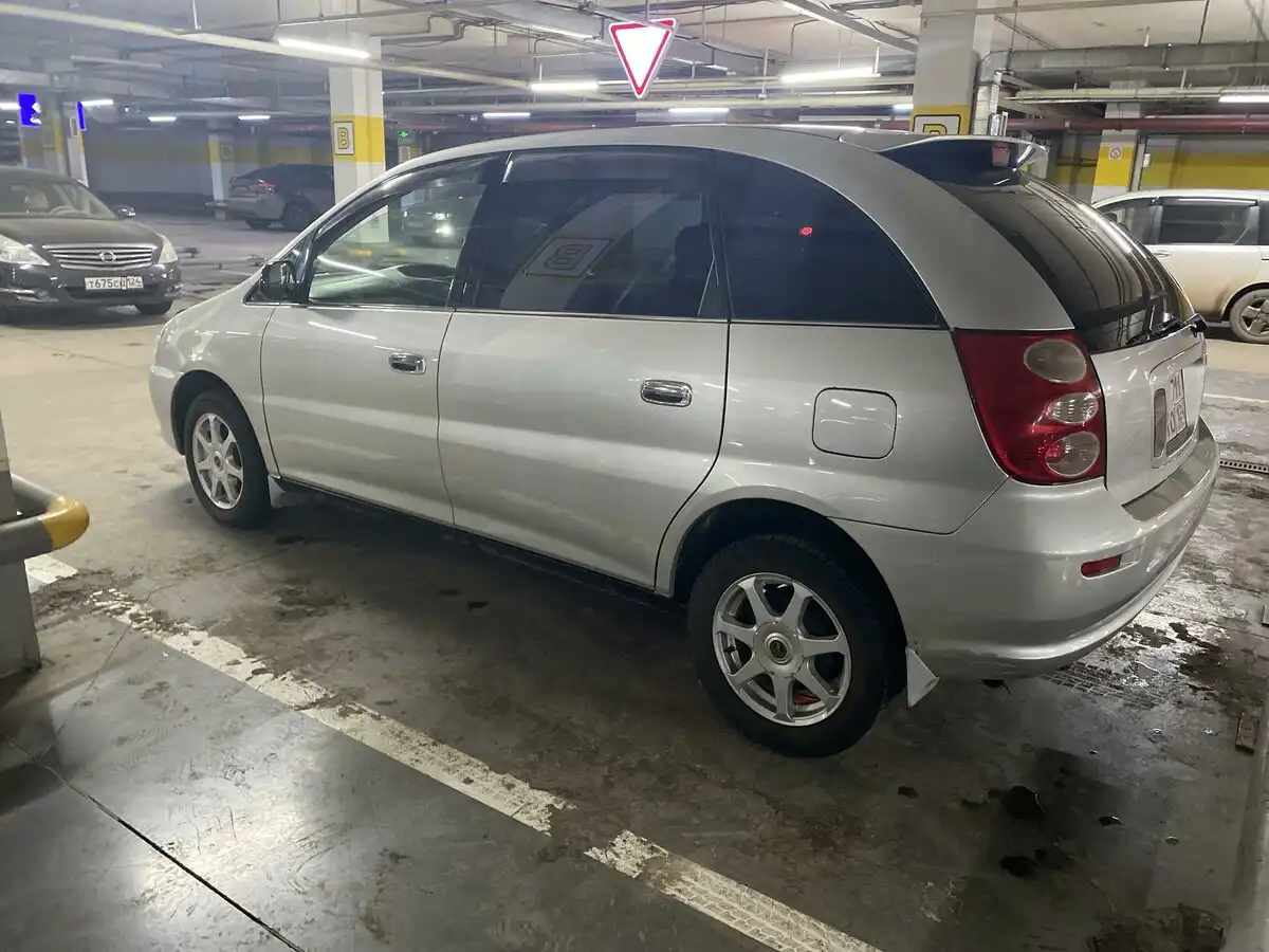 Фото автомобиля TAGAZ SONATA, 2005 — госномер Т675СМ124. Цвет: КРАСНЫЙ
