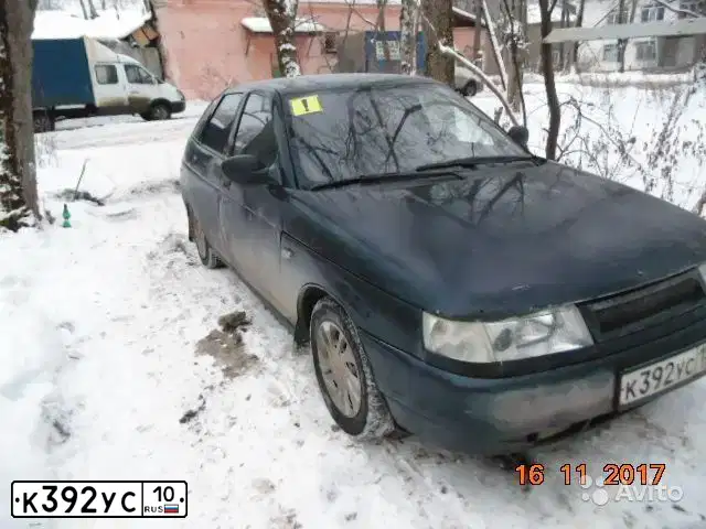 Фото автомобиля VOLKSWAGEN GOLF, 1996 — госномер М764НА10. Цвет: синий