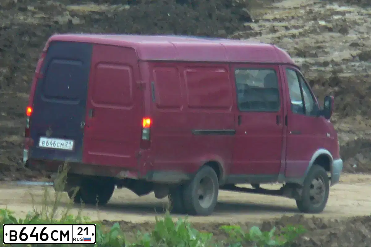 Фото автомобиля GAZ 2705 EL, 2005 — госномер С536ВО21. Цвет: МАЛЬВА