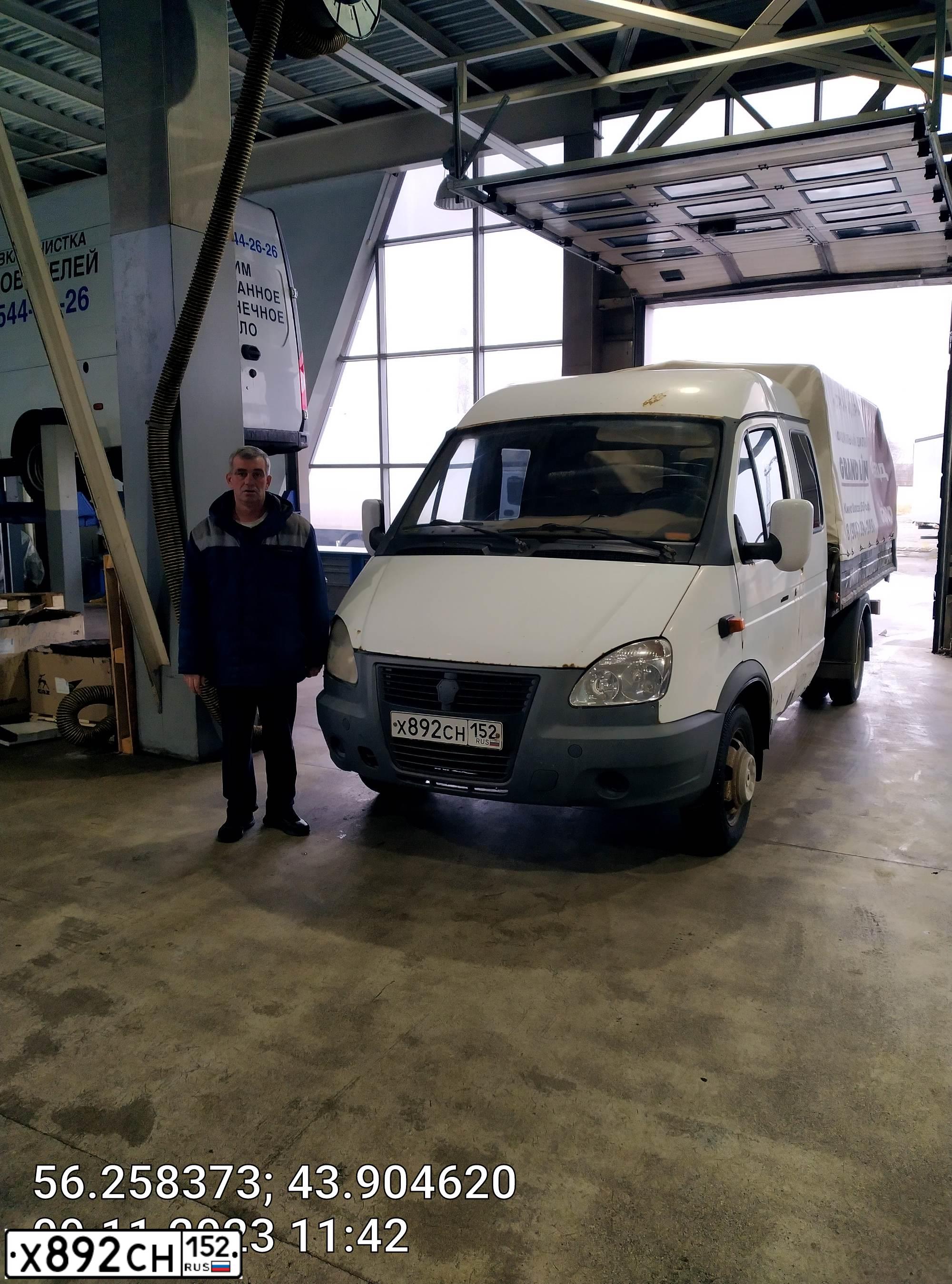 Фото автомобиля GAZ 3302 EL, 2008 — госномер О400ОС152. Цвет: Белый