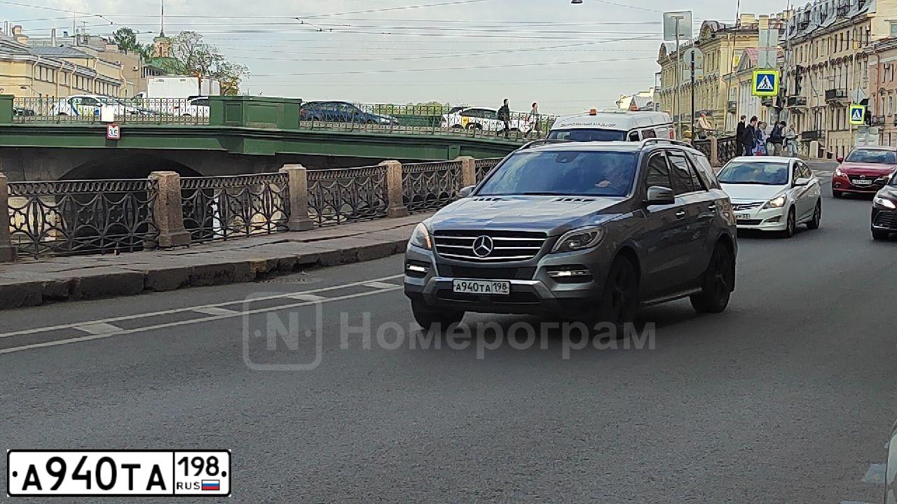 Фото автомобиля MERCEDES M-KLASSE, 2012 — госномер С255КР797