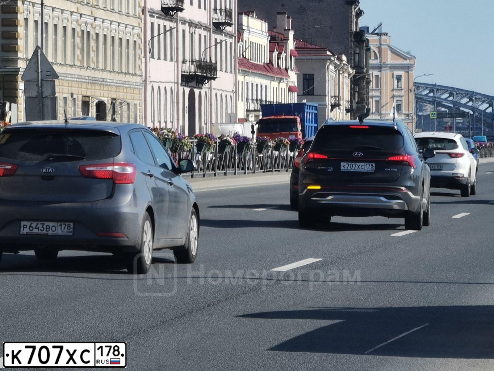 Фото автомобиля NISSAN MURANO, 2011 — госномер К707ХС178. Цвет: ЧЕРНЫЙ