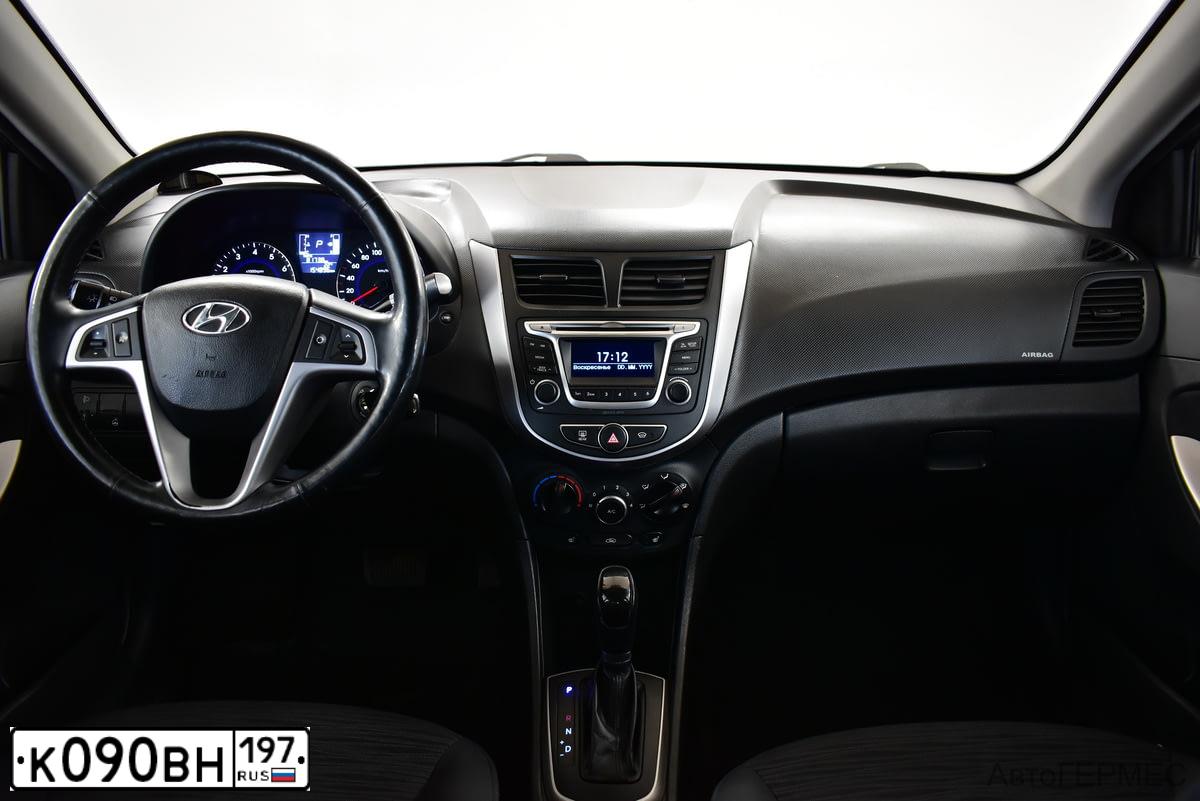 Фото автомобиля HYUNDAI SOLARIS, 2015 — госномер А920УА92. Цвет: Коричневый