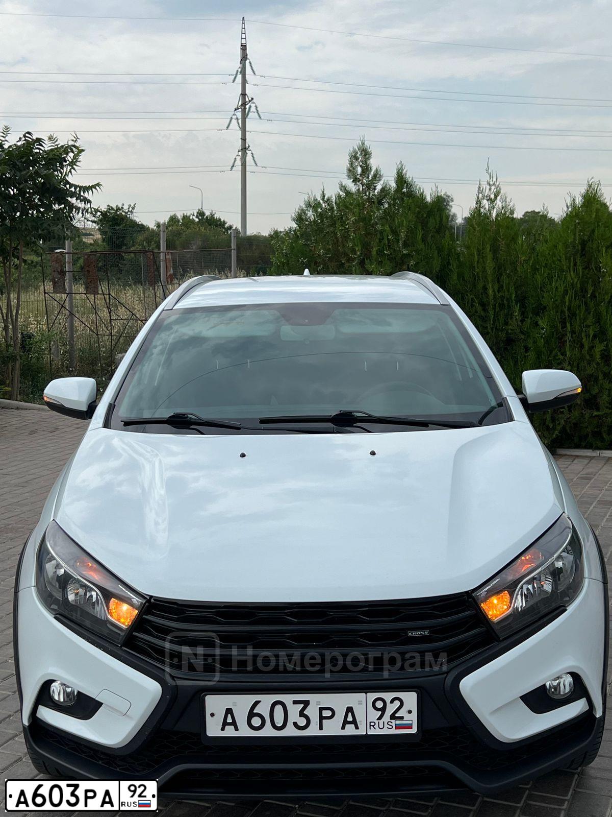 Фото автомобиля LADA GFK320 LADA VESTA, 2018 — госномер Н878РЕ82. Цвет: Белый